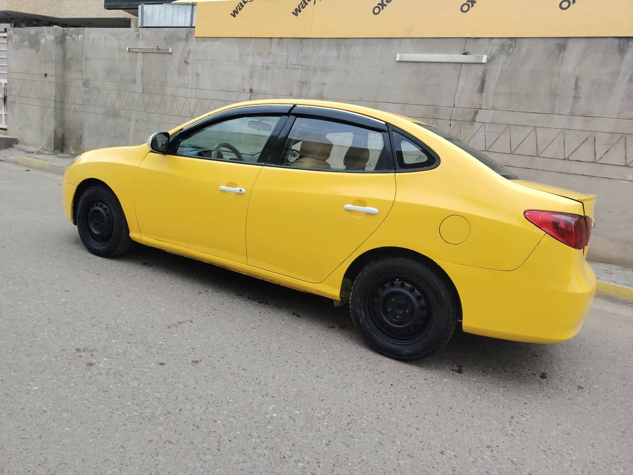 السلام عليكم
النترا موديل 2011 خليجي خليجي محرك 1600 دوش قطرتين المرغوب دكشن عالي كير محرك مكفولات تخم تاير صدر امامي خلفي كله جديد تبريد ثلج ماشيه 140 حقيقي سياره جاهزه من كلشي حداديه نضيفه مصفره هيه وغرمات سنويه 2031 رقم بغداد نكليزي مشروع وطني سياره مال جناي ماتصرف عليه ابد جاهزه وبالعافيه ع الياخذهه السعر 89 وبيه مجال لشراي يتصل *********** مكاني بغداد
