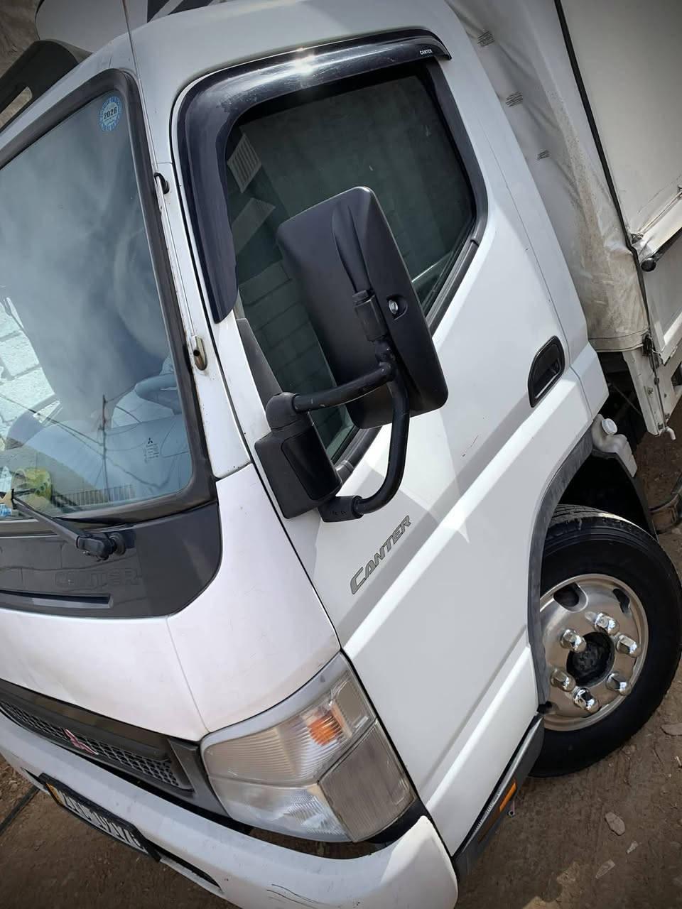 السلام عليكم
كنتر 2014 للبيع كير محرك اكسل كفاله تخم تاير كشر كفاله من الضربه و الصبغ تدفئه تبريد كله شغال رقم جديد تحويل مباشر السعر 195 ورقه .
الاستفسار : ***********
***********
