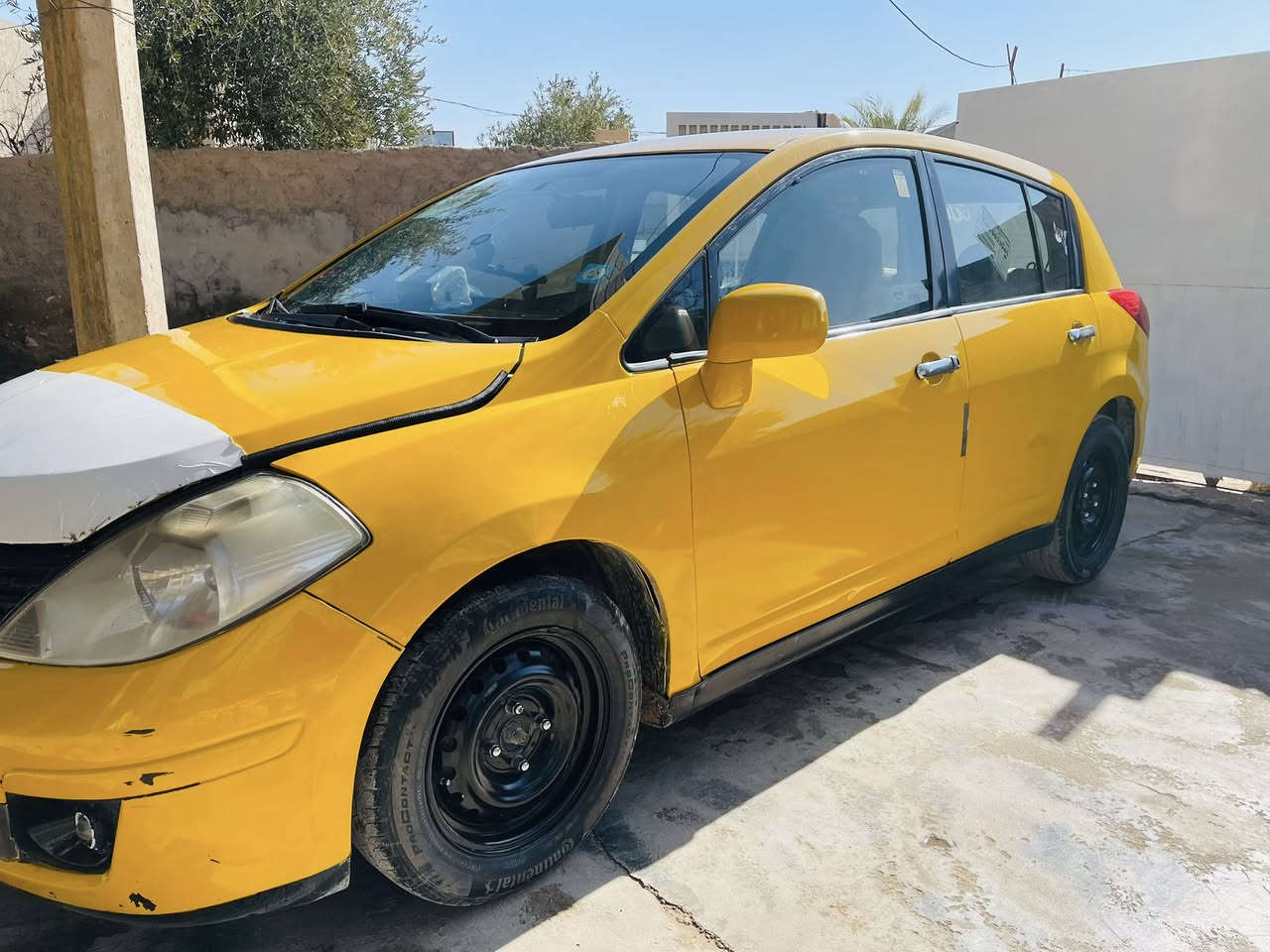 السلام عليكم
نيسان فيرسا 2009
محرك 18كير at المرغوب 
صدر تخم تاير جديد 
تدفئة تبريد 
باسمي سنويه لي 2031
ماتصرف عليها الف كامله
السعر 58 وبيها مجال 
مكاني حديثه 
***********
