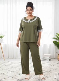 كشمير مطاط يلبس لحد اكسين لارج السعر 8000 الحجز واتساب فقط 07516940896