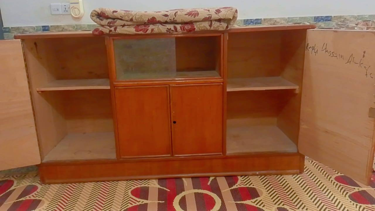 يارزاق يا الله غراض  للبيع كل حاجه وسعره المكان نجف كوفه شارع  المطار


**إذا كنت صاحب هذا الإعلان وتريد حذفه لأي سبب، رجاءا أرسل رسالة إلى الدعم الفني**