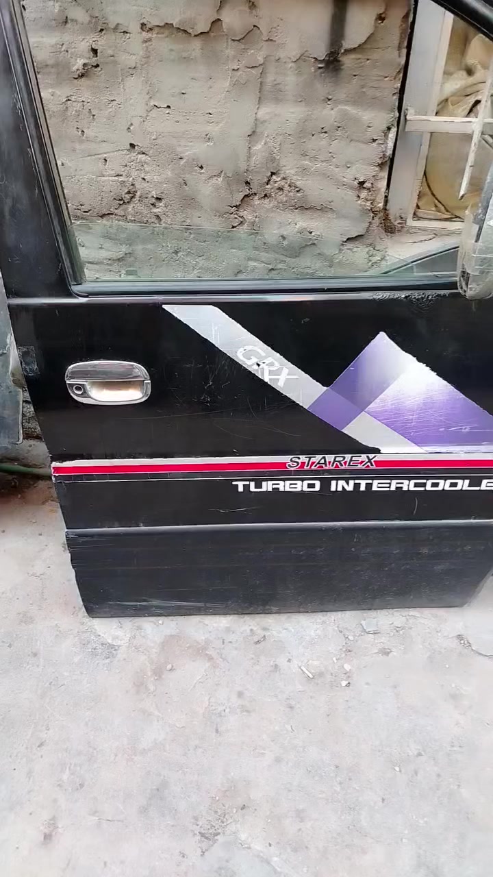 سلام عليكم بيبان بيبان ستارك 2007 ما بيهم صبغ مقفولات من الصبغ والخياس مكان بغداد الشماعيه ***********
