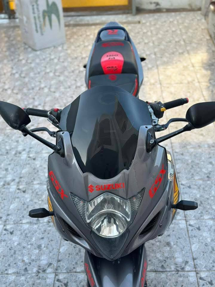سازوكي gsx 1250 موديل 2011 مرقمه گير ومحرك مكفول كفرات جدد الدراجه جاهزه مابيهه نقص كلشي شغال مكاني بغداد حيور السعر 40وبيها مجال رقمي ***********

