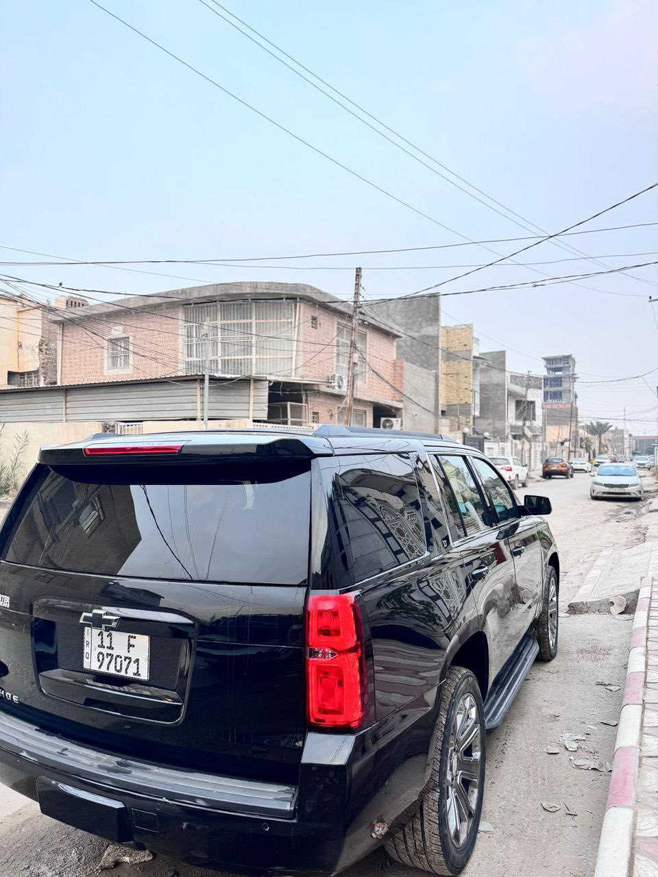 تاهو رئاسي موديل ٢٠١٦ 
مواصفات LTZ ستخدام شخصي الداخل ملكي 
الوارد امريكي على يد واحده دخول جديد ضباط ضرره بسيط وع وضعه طخه بسيطه بين باب وجاملغ
 1رادار جاني وأماني وخلفي 
2كرسي كهرباء 
3حساسات أمامي وخلفي 
4صندوق كهربائي مري وشفط كشنات جلد طبيعي ومنفصلة وجميع الكشنات كهرباء وتدفئه وتبريد ستيرن كهرباء وتدفئة وتبريد 9سلايت روف ثلاث حركات  دواسة البريك والبانزين كهرباء 
سعر ٣٣٧$
مكانه بابل 
***********
