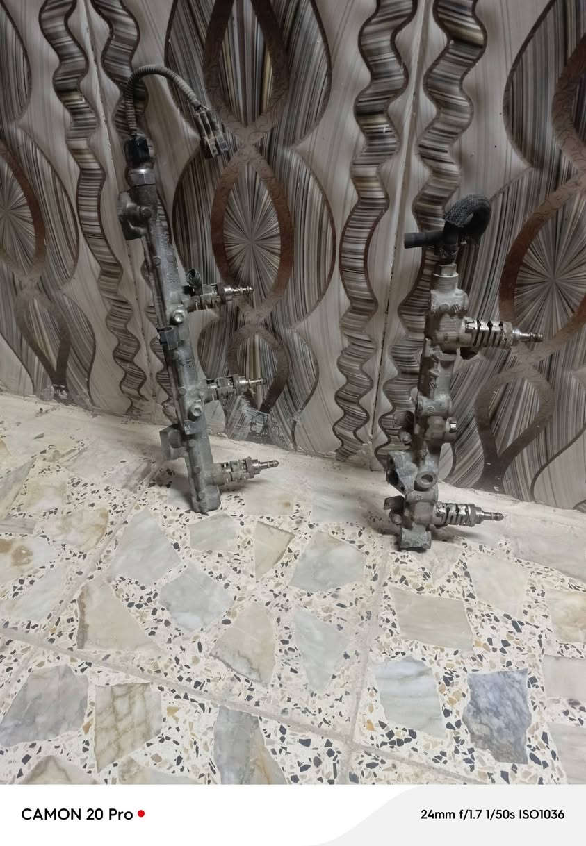 سلام عليكم غراص مال شاهينه ثلاجه وضفيره هيه وفيشه كامله مكمله ومصاطر ثنين ومروحه كلهن شرط شغالات المكان نجف رقم التلفون  *********** الخاص مغلق
