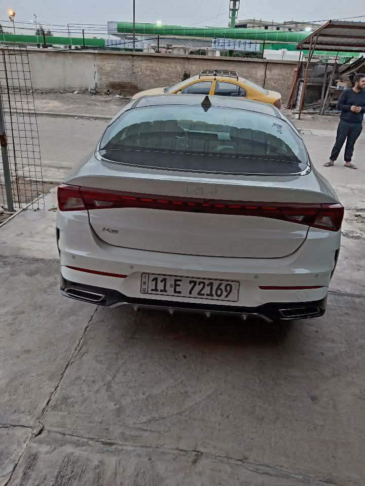 السلام عليكم للبيع 

كي فايف 22 خليجي فول الفول عدا الفتحه
ماشيه 54 

محرك افين دوش

حساس اماميه خلفي

بصمه تشغيل عن بعد

ترحيب

صندوق ذكي

السعر ٢٠٣ وبيها مجال للطيبين

وهواي مواصفات بيها بعد السياره جديده بيها تكحيلات بصيطه كلش شوف السونار واتصل مو شراي وبس حجي لتعبني فدوه لكلبك السياره خير من الله وكلش حلوه
مكاني حي الخضراء او العامريه 

رقم الواتساب.   ***********

اذا ع الخط.      ‭٠٧٧٧ ٢٠٧ ٢٧٣٤‬
