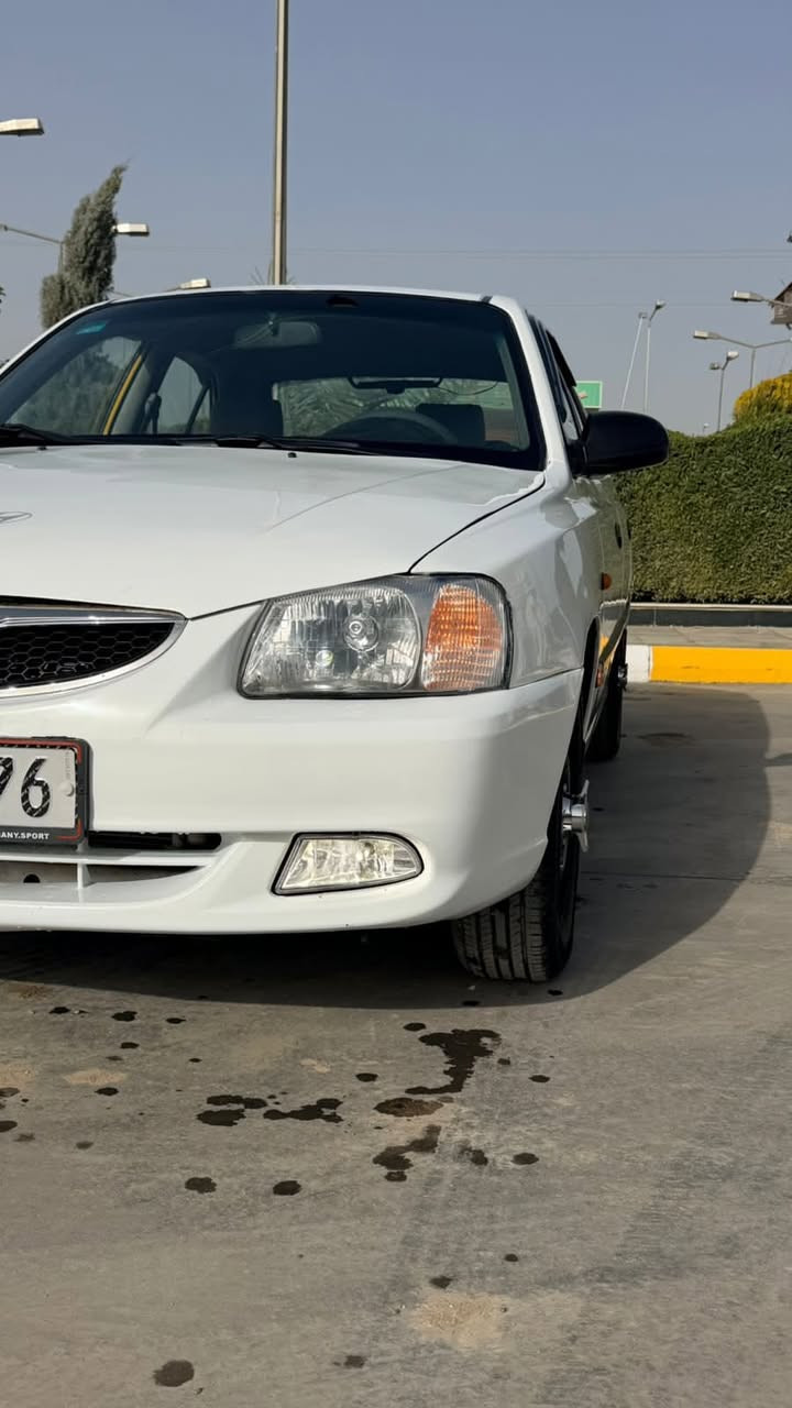 السلام عليكم
فيرنا 2001 رقم ديالى 20 انكليزي باسمي تحويل وين ميعجبك 
صبغ عام درجه اولى تغير لون 
كير مكينه مضبوطه 100‎%‎
تبريد تدفئه شغال 
باتري مسطره بخاخات عبوه بانزين كله جديد 
تخم تاير جديد مع السبير 
دمام خلفي شاشه وكامره 
صدر امامي خلفي جديد 
منظومه زنون كامله كشافات ولايتات 
هورن يوكن 
السعر المطلوب 59 بيها مجال جدا بسيط 
العنوان واسط الصويره 
الرقم ***********
الرقم ***********
