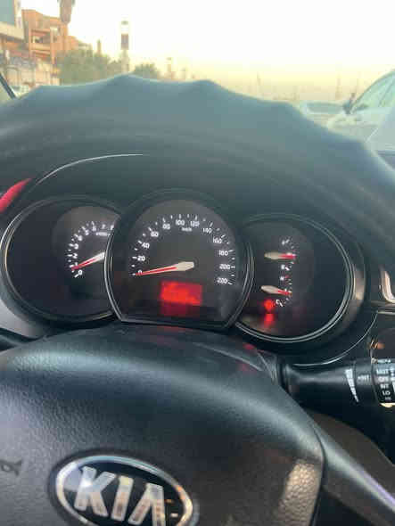 كيه ريو مديل ١٦ جاهزه  من كلشي مكينه كير حداديه تايرات كهربائات كتاب  فحص  موجود بل  منشور  سعر ٧٨ مجال كلش  قليل 
‭٠٧٨٢ ٢١٢ ٣٣٨٢‬
رقم صاحب  سياره  مال  صديقي
