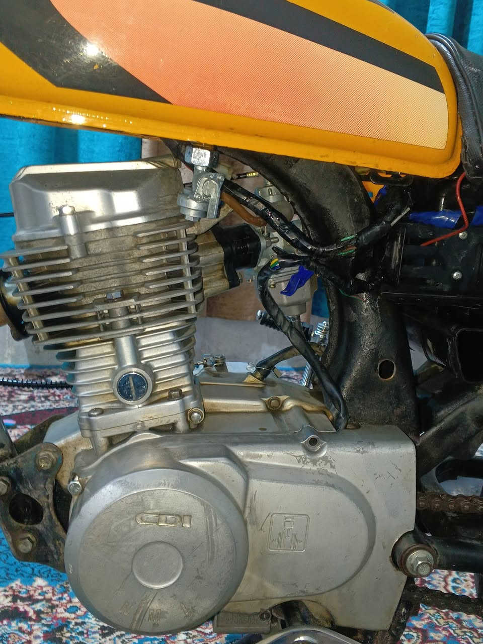 دراجه للبيع اربعه كير بدون اوراق السعر 200الرقم***********
