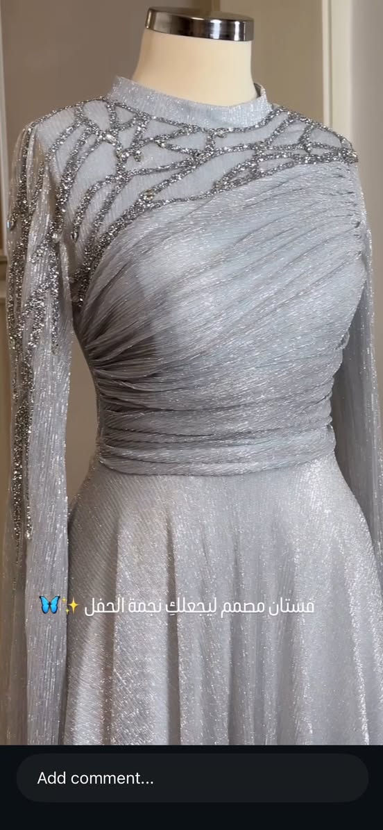 عندي هذني الفساتين الجوزي اخذته ٣٥ اريده ١٥ والسلفر اخذته ٧٥ اريده ب٤٥ وياه هاينك  وعندي واحد خياط راح انشره بالتعليقات خيطته ٣٠ اريده ١٥ هو وشاله وياه


**إذا كنت صاحب هذا الإعلان وتريد حذفه لأي سبب، رجاءا أرسل رسالة إلى الدعم الفني**