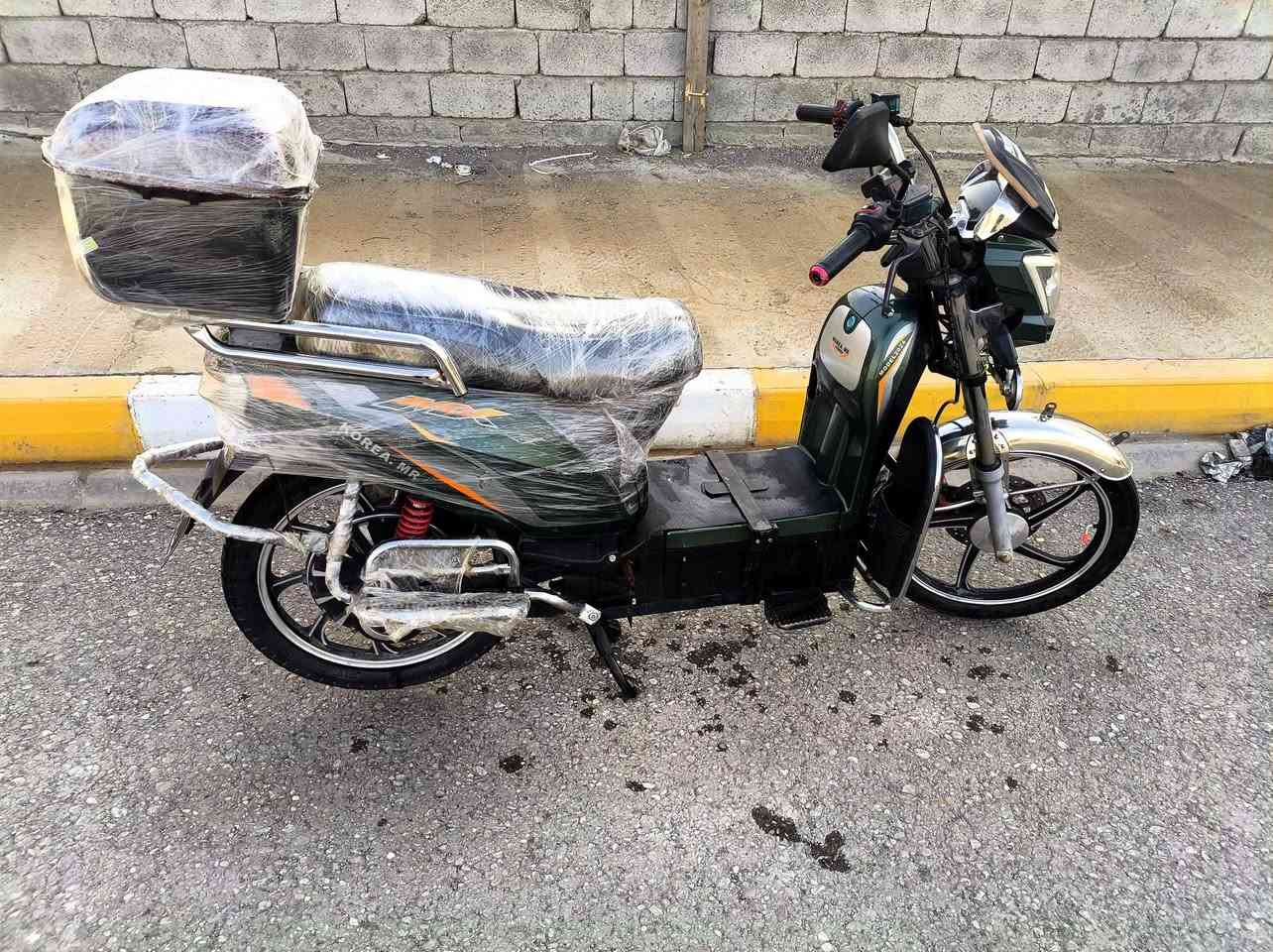 السلام عليكم ورحمة الله وبركاتة دراجة هارلي  جبلي للبيع نوع كورية MR موديل 24 محدث 25 الدراجة جير من الله  4نمر التاير الخلفي ولامامي جوبلس دسكات الكهربائيات كلهة شغالة  السعر خاص اي استفسار علة هذا الرقم***********
