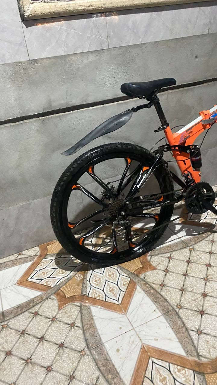 السلام عليكم
بايسكل كيمو للبيع 
بايسكل جديد و نضيف 
دبلين هايدروليك
عقرب گيرين 7 نمرات
الشراي يتصل ***********
