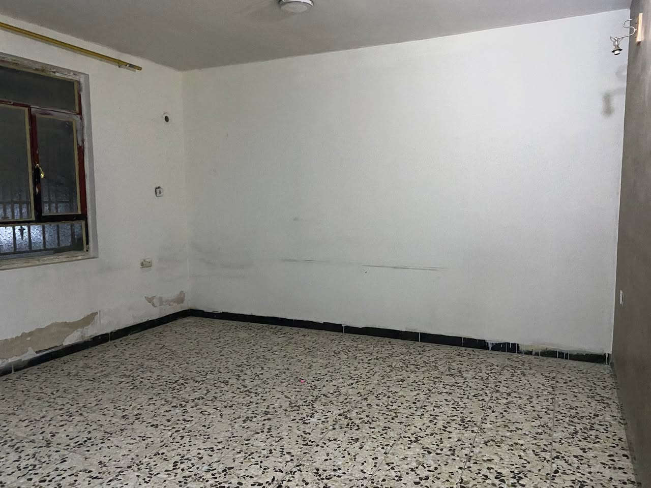 مشتمل للإيجار طابقين معزول 
الزعفرانيه زراعي الربيع عالشارع 
للاستفسار ***********
