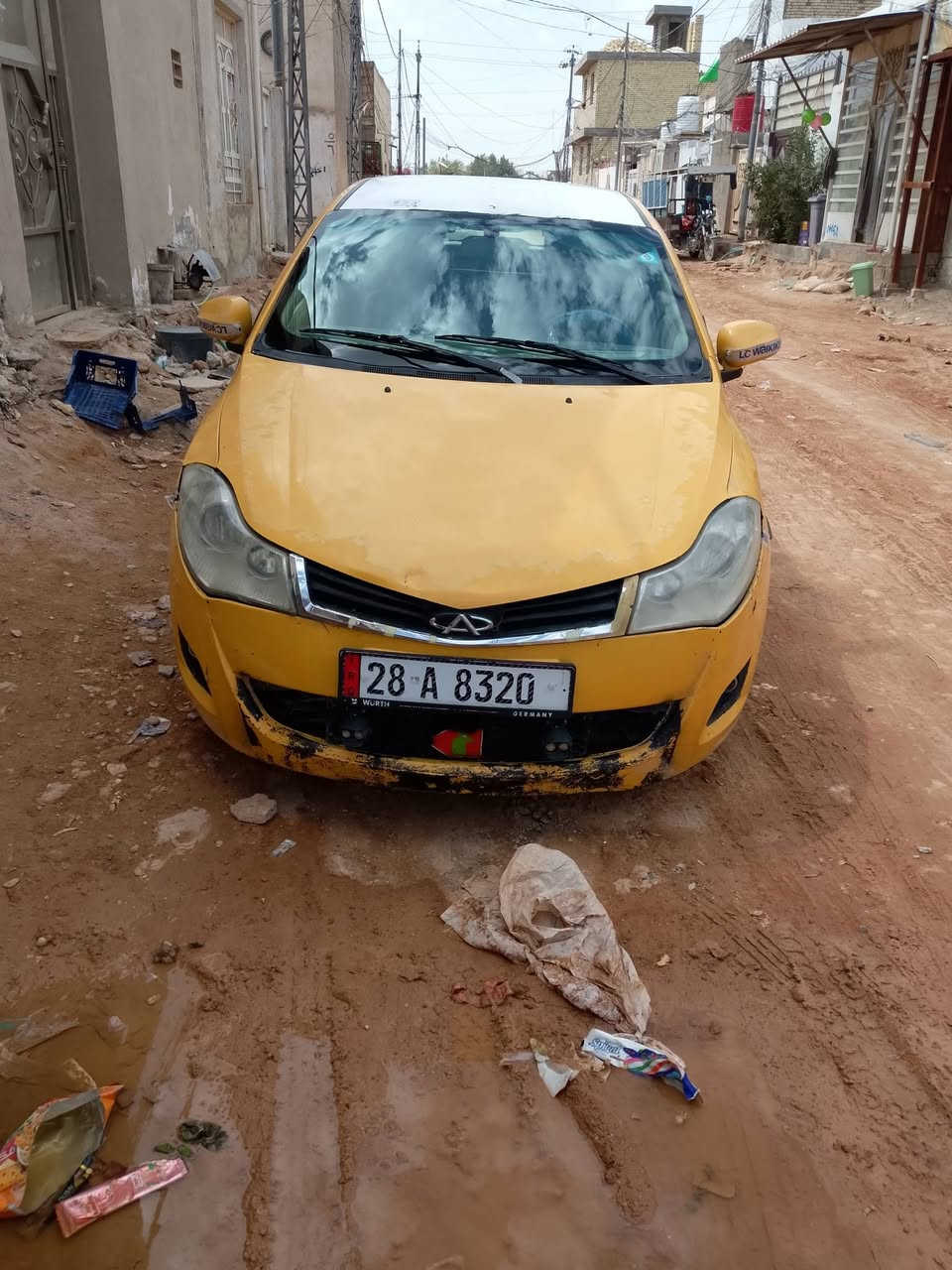 سلام عليكم شيري فلاوين لبيع سياره جاهزه مكينه كير حداديه تخم تاير تبريد سياره خير من الله لا صبغ ولا ضربه رقم نجف مصفره من كلشي سعر 27وبيه مجال اي ستفسار تصل ***********
