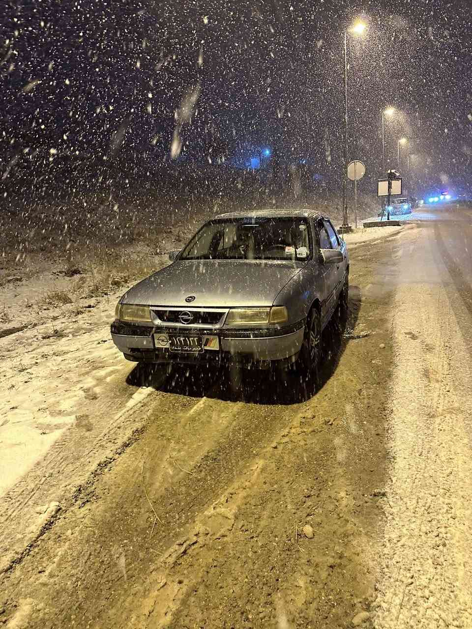 کەڵی ناو بەفرم بۆ هێناون زۆر پاک 
پێویست بە وەسف ناکات فول فول مواسەفات 
سعری کۆتایی ٣٢گەڵا
مشتەریت تەلەفون بکە
ژ.م***********
