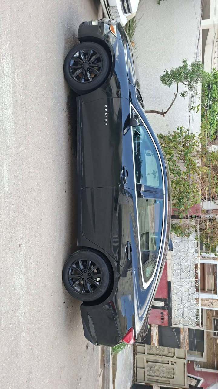 السلام عليكم للبيع موديل ٢٠٢٠
بيهة ثلاث قطع صبغ  وبيهة باب العبري بيهة طخة 
بدون دواخل 
كير مكينة صدر خير من الله 
ماشية ٧٠ ميل 
مابية اي نقص 
مقدمة ٦٠ وبل شهر ٣ اوراق 
سعر السيارة الكلي ١٣٥ ورقة 
***********
من بغداد فقط
