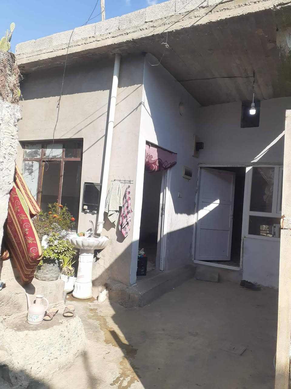 بيت للبيع 100 متر العروبه الخزعليه السعر 27 مليون الاتصال ‏‪0782 491 5045‬‏
