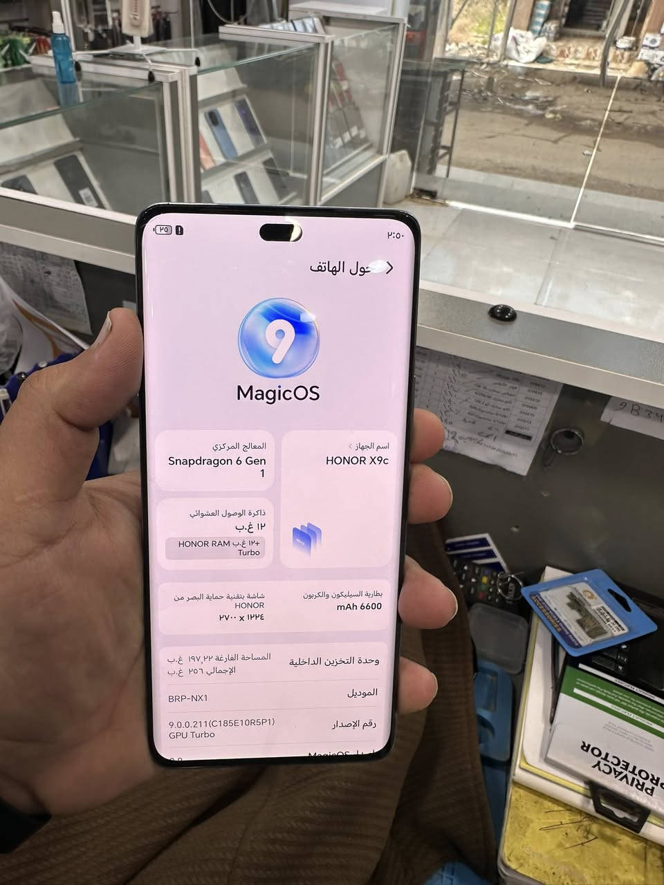 Honor x9c
256 عشوائية 12
ممفتوح
 فقط فطر بأعلى الشاشه ممبين اله تركز بيه
السعر 215 
للتواصل ***********
