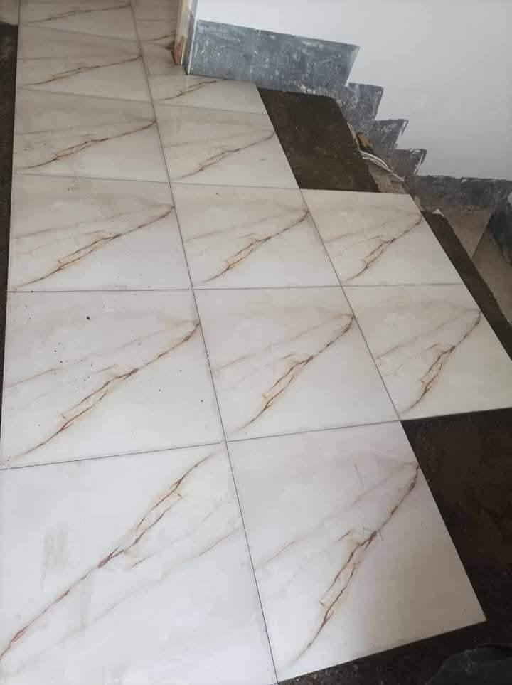 خلفه سيراميك جداري وارضي متفرغ حاليا ***********واتساب
