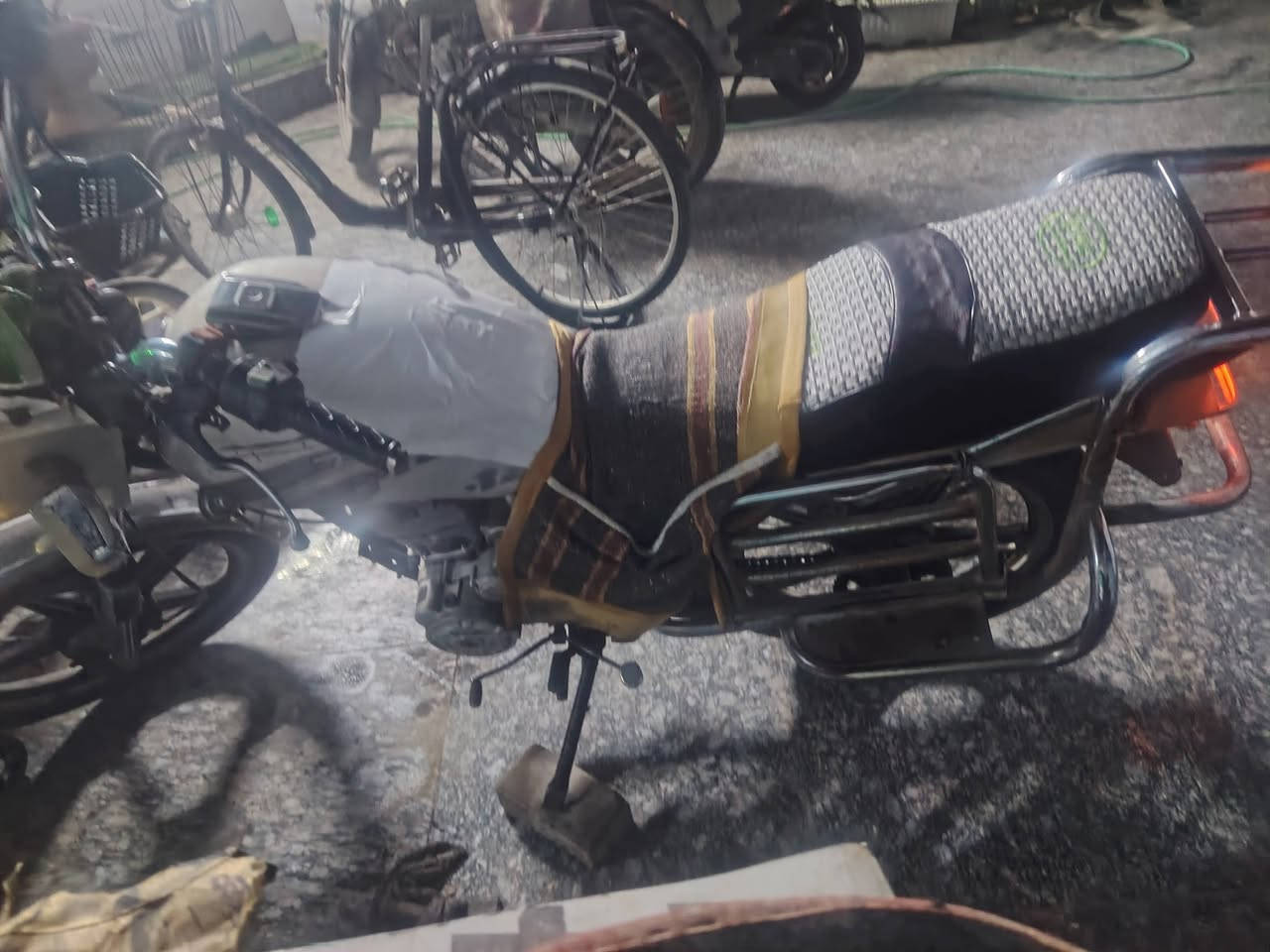 السلام عليكم
دراجه فيوم مديل12

اوراق  اسكنر  محرك ستوته ٢٠٢٣ كامله وشغاله

سعرها250

مكان كربلاء

***********
