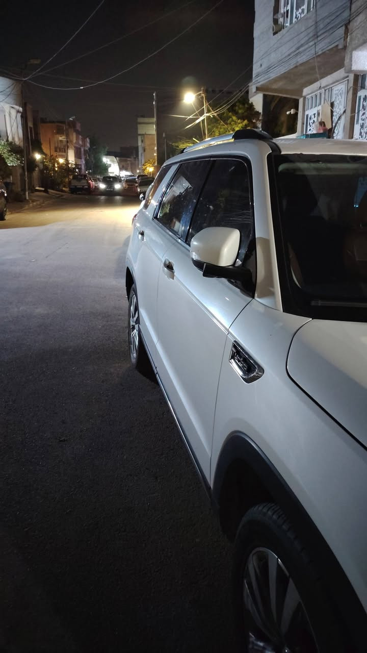 شانجان cs95 2019
مكينه 2000 T gdi 

360نيوتن 233 حصان

رقم   سلمانيه هزه جديدها رقم جديد سنويه جديده

7 راكب

تبريد 3 قطع ثلج 

مقاعد جلد جوزي 

لايت ابيض لد بلادي عالي ناصي

اوتو هولد نظام التوقف بالازدحام 

زر للتحكم بمستوى اللايت 

كراسي امامي كهرباء 

شاشه تسلا حجم كبير بلاديه 

تراكشن مانع انزلاق

Abs

حساسات امامي خلفي

كامره خلفيه

مري شفط وهيتر

تحكم مري ماوس

بانوراما

ويل كب كروم

كرور سرعه 

4 انضمه قياده

Sport

Comfort

Snow

Eco

كير اي تي 6 نمر 

صندوق كهرباء 

سايد بريك كهرباء

جاماتهة كلهن اوتو 

السياره صدرهة جديد 

وجامه اماميه جديده 
 

مكان السياره 

بغداد 
145$
للتواصل ***********
