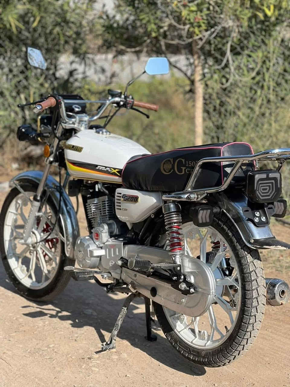 دراجة موديل 2025 للبيع جديدة بصمه
سلام عليكم دراجه ب750وبيها مجال مكاني تقاطع الوجيهيه خاص مارد اتصل ***********
