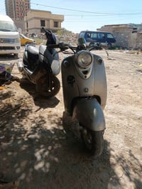 دراجة عبد الحليم دراجةحلوة وتمشي بس رادلهة ذيل 100)(07736171366