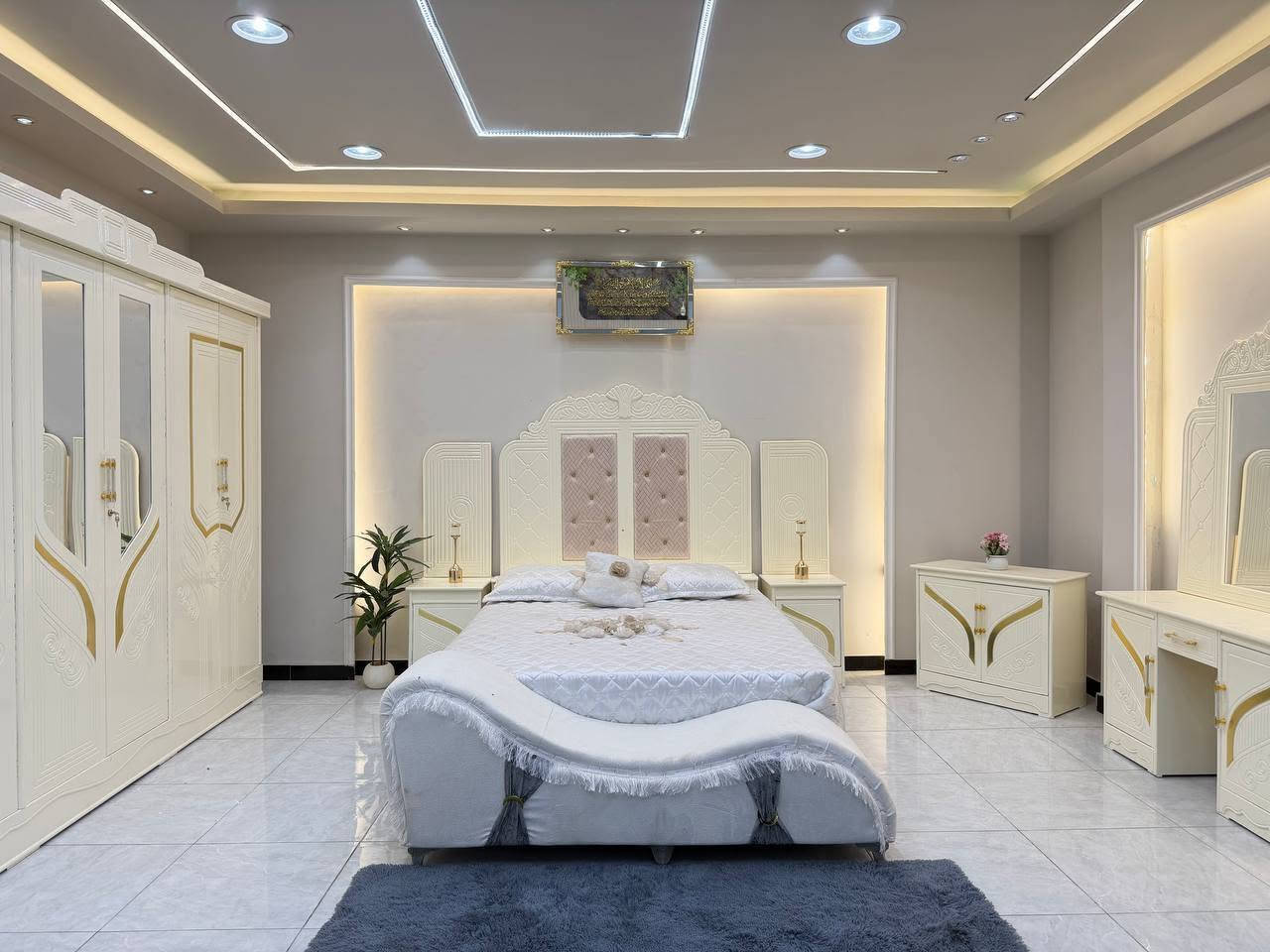 مليون و150 ألف😍
غرف نجاره عراقيه 💯💯

تتكون من 8  قطع 

عرض الكنتور 3 و20سم

ارتفاع الكنتور 2 و40سم

السرير بلوك ٦ ارجل

طول السرير 200 سم 

عرض السرير 160 سم 

الضهر  جرجوبة ضب براغي

 

الشازلون 50 الف


**إذا كنت صاحب هذا الإعلان وتريد حذفه لأي سبب، رجاءا أرسل رسالة إلى الدعم الفني**