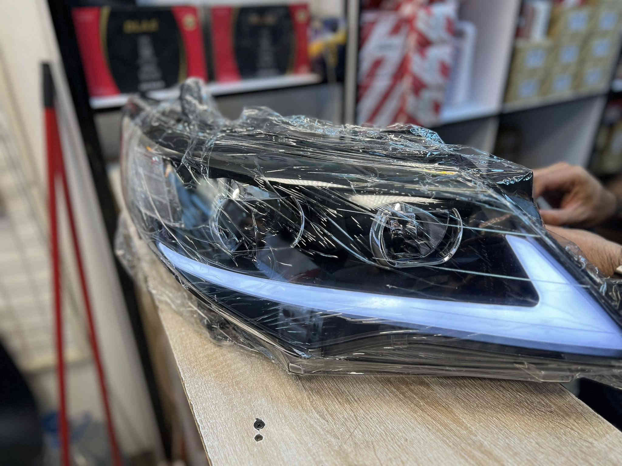 السلام عليكم اخوان 
متوفر لايتات كامري 2012/2014 LED
سعر الزوج 160 الف شامل اجور التوصيل
للتفاصيل اكثر الاتصال ***********
او مراسلة خاص او واتس اب
وشكراً لادارة الكروب المحترمين
