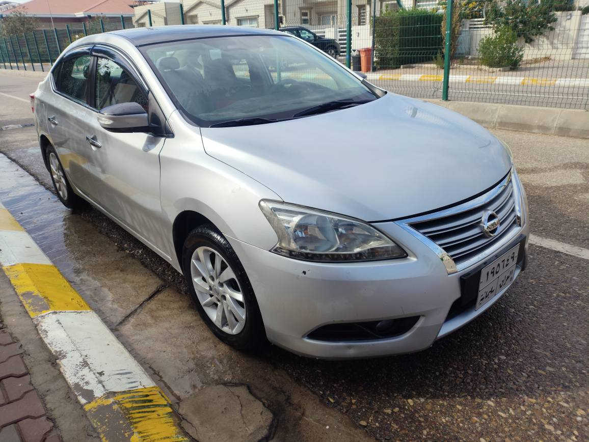 للبيع: نيسان سنترا 2014 SL (فول مواصفات) 💎
لعشاق النظافة والمواصفات الخليجية الكاملة، السيارة بحالة ممتازة وجاهزة للاستخدام.
✅ أهم المميزات:
الموديل: 2014 - فئة SL (أعلى فئة).
المحرك: 1800 CC (المحرك الكبير المرغوب) نشاط واقتصادية عالية.
الوارد: خليجي.
اللون والبدن: كليين (بدون صبغ)،فقط كم مكان بيها جراد
المسافة المقطوعة: 123,000 كيلومتر فقط (ممشى حقيقي).
✨ المواصفات :
بصمة: تشغيل وأبواب.
الشاشة: شاشة كببرة أصلية مع كاميرا خلفية.
التصميم الخارجي: ويل كب بلادي مميز، بلاجكتور (كشافات) بلادي.
الداخلية: مقاعد مريحة، تبريد ثلج، تحكم ستيرن.
ملاحظة: السيارة مسرفسة بالكامل ولا تحتاج لأي مصاريف، إطارات بحالة ممتازة ومحرك وكير بشرط الفحص.
📍 الموقع: [كركوك]
💰 السعر:108 أو "للاستفسار يرجى الاتصال"]
📞 للتواصل والاستفسار: [*********** كركوك, العراق
