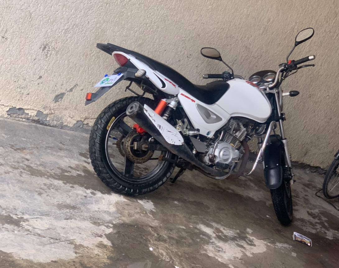 السلام عليكم ماطور سنكي للبيع موديل 2017 اوراق بي سعره 600 وبي مجال للشراي. الرقم ***********
