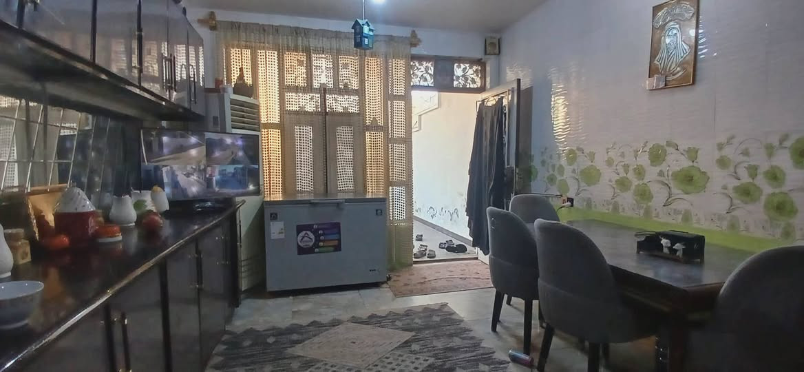 اللهم  صل علـّۓ   محمد وال محمد
السَلٱمٌ عـَلـْيگمّ-ۈرحـْمّـٌة ٱللـّہ ﯙبُرگـّاتہ
يعلن   مكتب  الشريفي  للعقار  
عن  وجود  دار      للبيع   الموقع   
مفرگ  السده   شارع   دبي   
المساحه   200  متر   البيت   طابقين  
الآۆلْ   غرفه   صاله   مطبخ  حار  وبارد    استقبال   كراج    
الطابق  الثاني    غرفتين       صاله   البيت   حديث   وبناء  درجه   اولى   
السعر   170  وبيه   مجال   
للاستفسار   
***********
***********
***********
