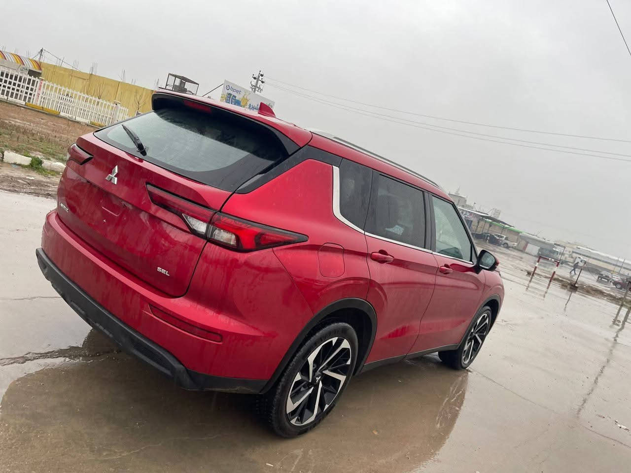 السلام عليكم ورحمة الله وبركاته
اقرة المنشور وتدللون اخوان

اوتلندر 2023 ماروني مرقم اربيل ترقيم جديد 
الضرر فقط بونيد بدون دواخل بدون اريباگات بشرط
فول مواصفات ماعد الفتحه 
السعر 165 ومجال
تعديل بارد PDR شبر بالقماره وشبر بلاب السكن وشبر خلف سكن بجم كبس
ملاحظة الكامرات ما تشتغل
مكان السيارة عقره معرض گولان
*********** واتساب متوفر
اخوكم ابو لؤي سميل, دهوك
