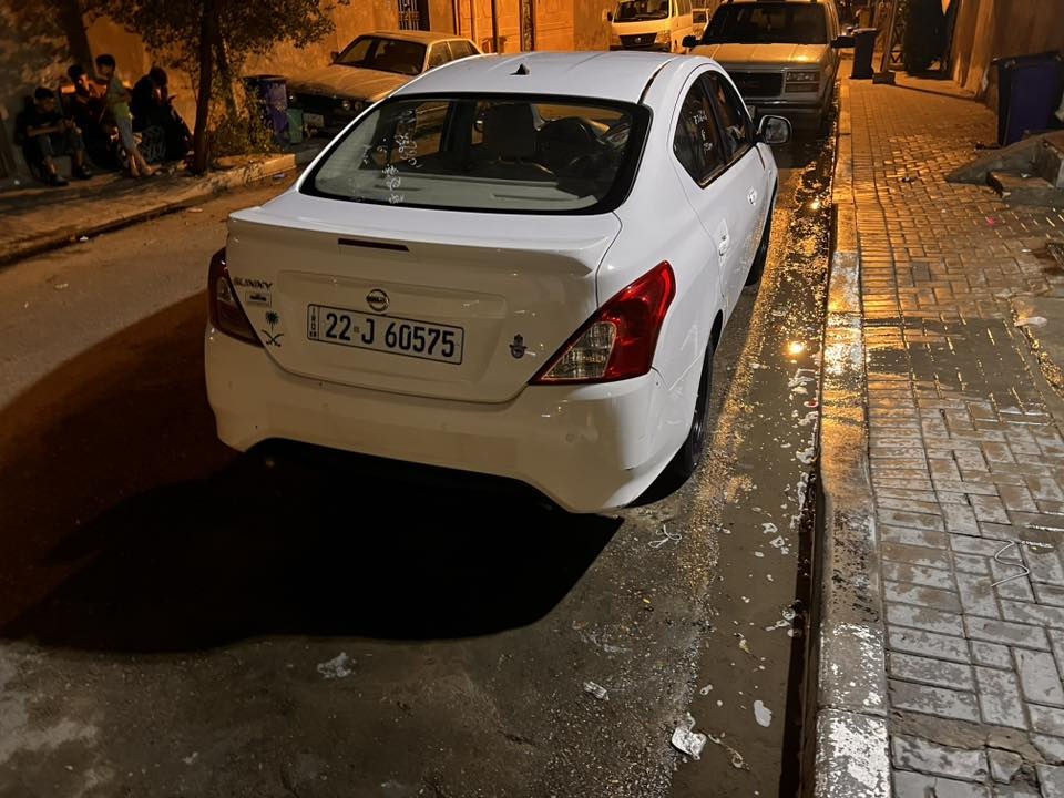 سلام عليكم 
نيسان سني هندي بليته زركه مديل 2021كفاله عامه بيه طخات بس مو كلش قويه مكاني بصره القبله 
مامتوفر على الفيس تصل واتساب أو رصيد وأنه خادم 
السعر 110وبيه مجال حك الجيه 

‭ 0788 762 5175‬
