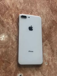 آيفون ٨ بلس • ٦٤ جيجا • بطارية ٧٨%