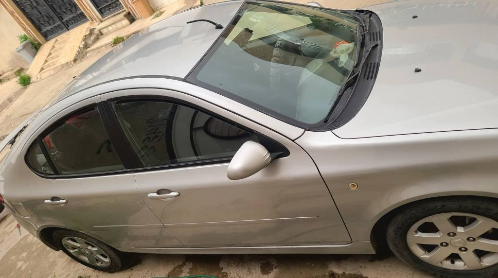 السلام عليكم
بروتون جين 2 سبورت 
موديل 2016  بيها كابون 
رقم نينوى سنويه بعدلها سنتين
محرك 1600 
كير عادي 
كير ومحرك وضع شركه 
 تحكمات ستيرن مانع انزلاق حساس خلفي سنتر لوك 
الطخم الخلفي جديد
بوند تبديل بدون دواخل + باب السايق صبغ
ماشية 140 الف
السعر 78
0770 393 6456 موصل, نينوى
