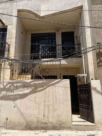 داخل القيصرية • ٧٠م • واجهة ٤٫٥م