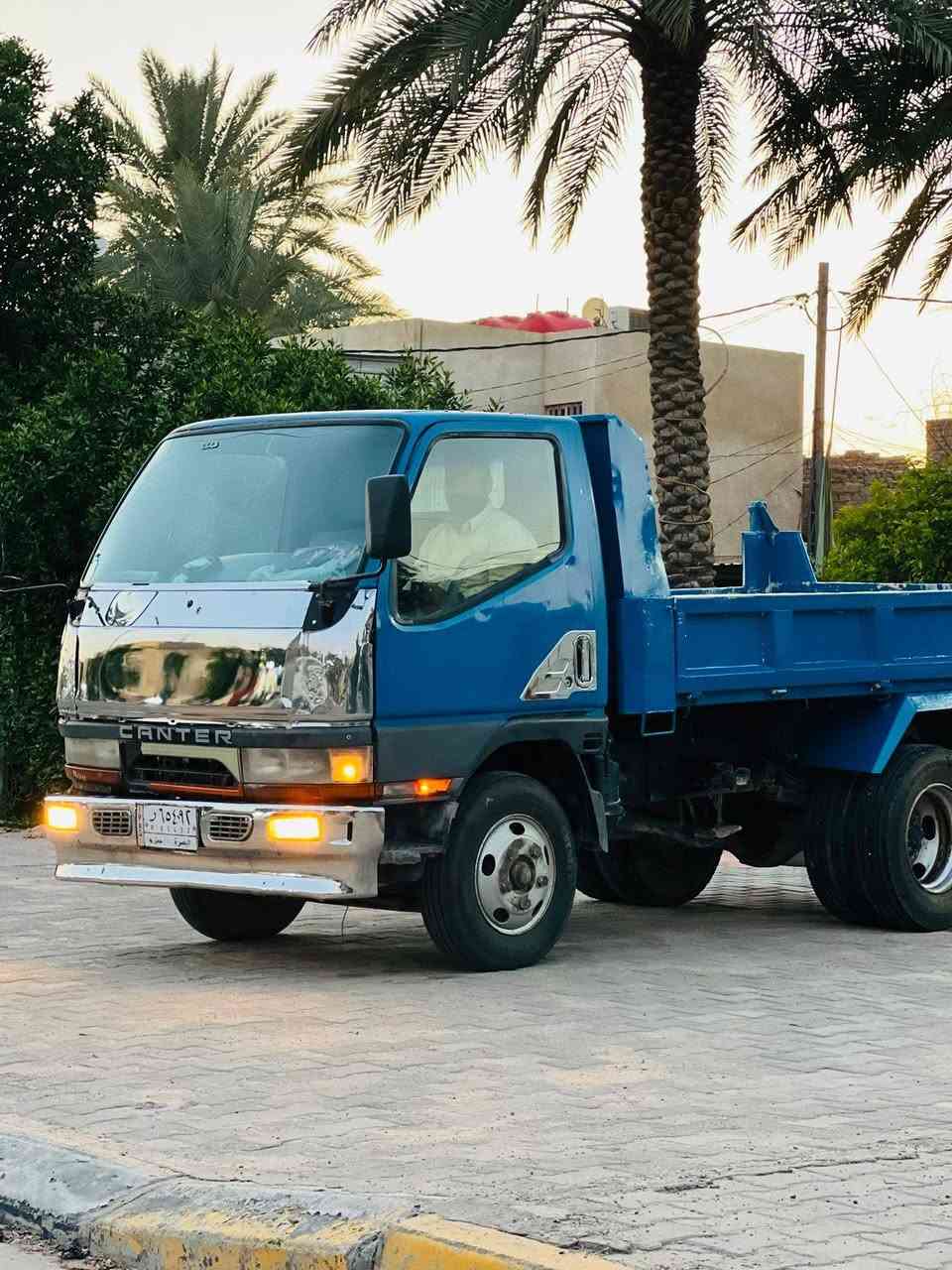كنتر بزون فحل موديل 1997 سنويه لل 28 محرك جير كفاله شاصي كفاله تخم تاير جديد دواخل السياره نظيفه سياره احلى من الصوره مكان السياره كربلاء السعر 130 ورقه وبيها مجال ***********

