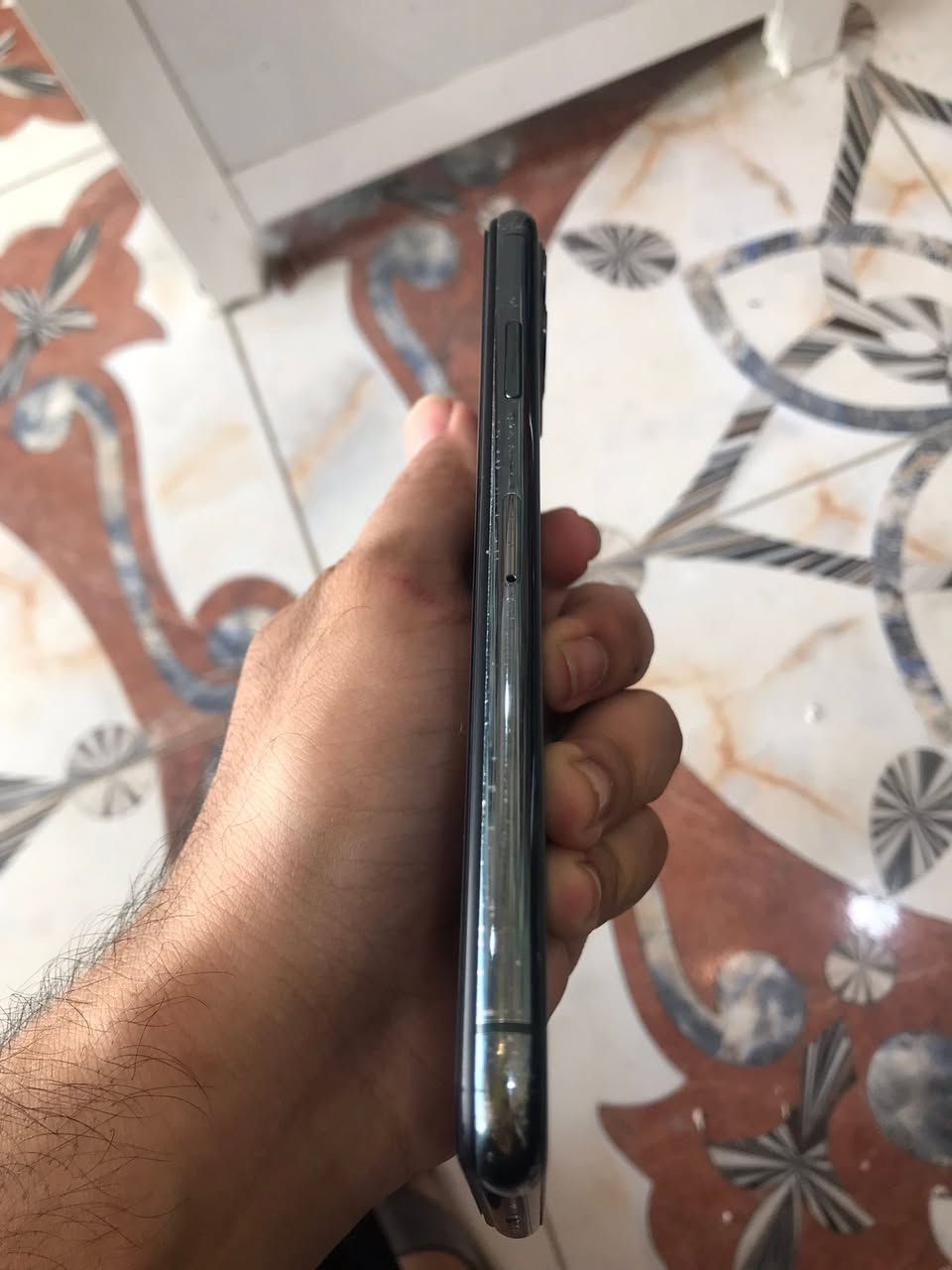 ايفون ١١ برو ماكس مبدل شاشه وبطاريه ١٠٠ شحن يخبل ذاكره ٢٥٦ نضيف كامره اماميه واكفه سعر ٢٠٠ بي مجال مكاني قرنه ***********

