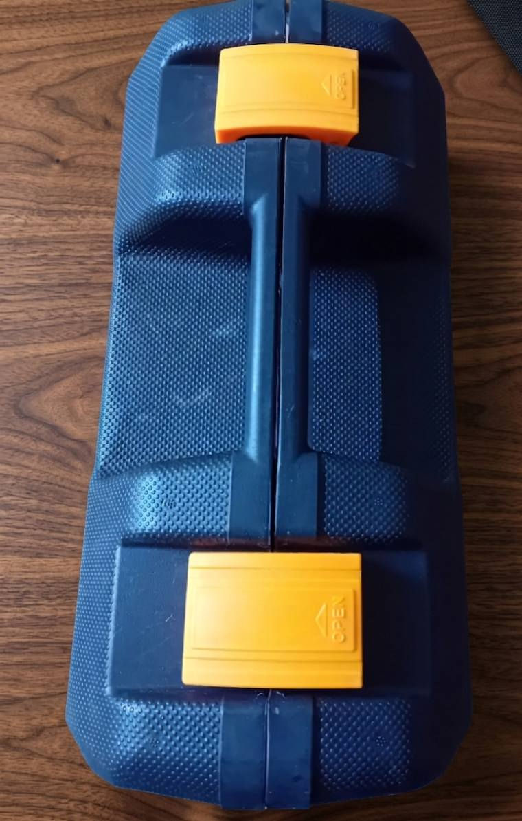 جنطة بلاستك جديدة ترهم عدة يدوية اي شي 
قياس مذكور بالصور 
سعر 15 توصيل 5


**إذا كنت صاحب هذا الإعلان وتريد حذفه لأي سبب، رجاءا أرسل رسالة إلى الدعم الفني**