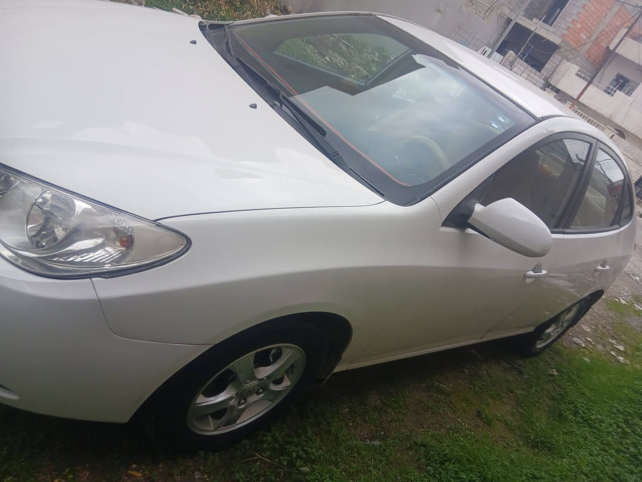 النترا موديل 2011 محرك 16 دكشن عالي كير عادي السيارة جاهزة بيها ثلاثة قطع صبغ بدون دواخل احسبها احزام مطلوبة غرامة ١٢ ورقة ينزل من سعرها سنوية جديدة شرط وكالة وتحويل السعر ٩٠ وبيها مجال قليل للاستفسار ***********
