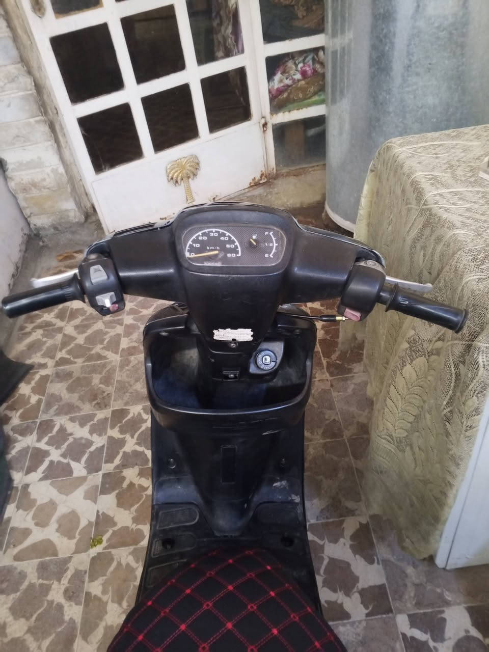 السلام وعليكم ماطور للبيع عنوان موصل سوك النبي السعر ٢٩٠بيها مجال؛التواصل ع الرقم ***********
