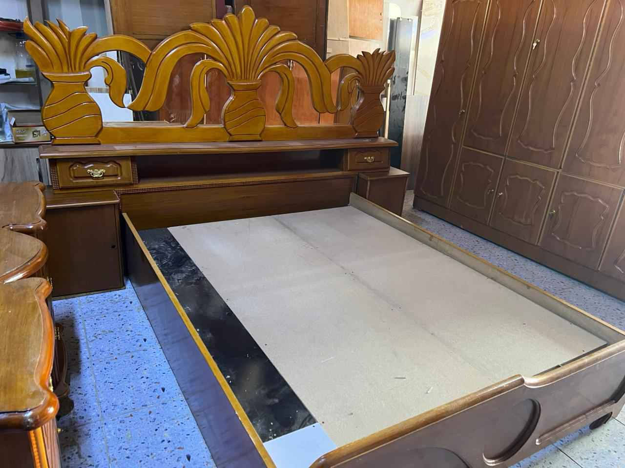 غرفة نوم صاج عراقي السعر 500 الف العنوان كركوك أسرى مفقودين معرض يونس نجار للاستفسار *********** كركوك, العراق
