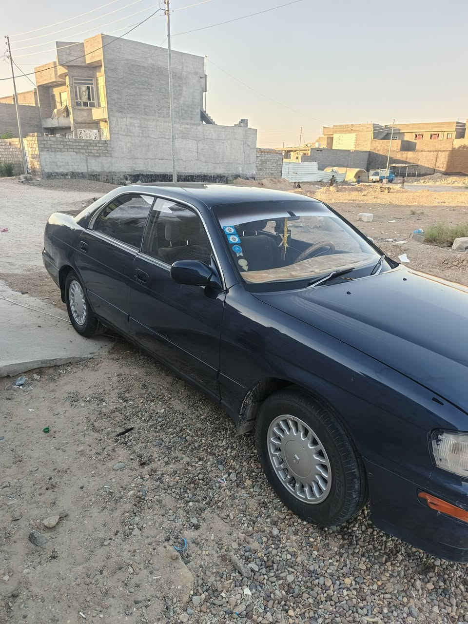 السلام عليكم بطه موديل ١٩٩٤فول مواصفات مكفوله من الكصه ونقل الجثة والضربه كير محرك ٢٥٠٠كلش نضيفات تخم تاير جديد صدر خلفي امامي جديد كشنات كهرباء تبريد قطعتين بي نقص بوري فقط مصبوغة جماليه اثر جراد بيها ثلاجه السعر ٤٥قفل مكانها الانبار عامريه الفلوجه رقم الهاتف ***********
