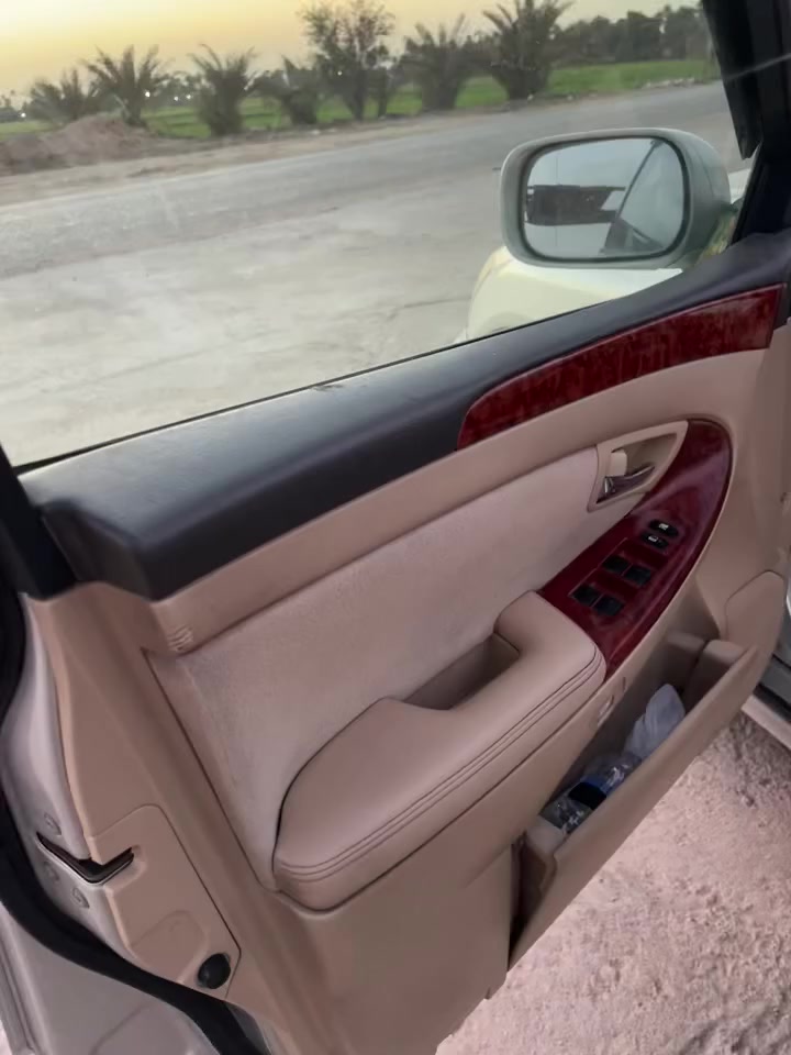 سلام عليكم شاهينه البيع اصل 3دكم شاصي 82
جاهزه كفاله كص ونقل وصوليات فقط جاملغ خلفي بل مارات مكان سياره نجف حريه تواصل تصل(***********)السعر 130/
