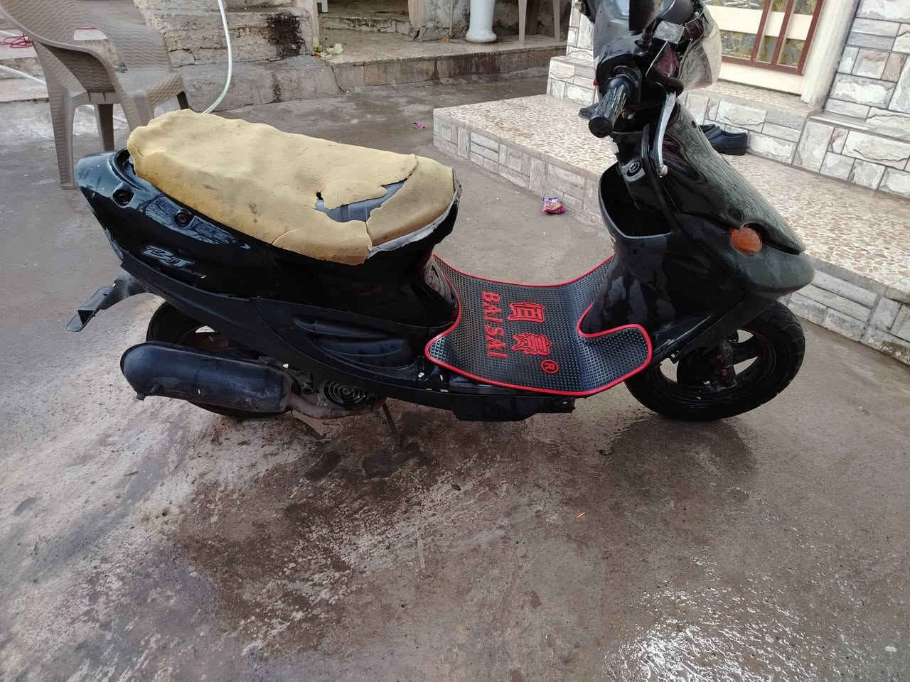 اسلام عليكم ماطور نحله 9ازروف للبع معمر جديد شاصي شرط كهربايات شقاله بس يعوزو باتري مكاني موصل أيمن 
السعر 200و بي مجال رقمي ***********
