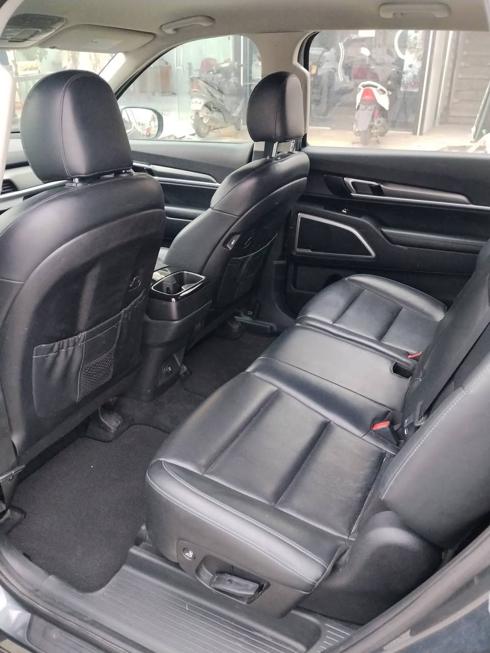 كيا تولورايد موديل 21 رقم اربيل الجديد انكليزي  الصبغ فقط قطعتين حادثها بسيط بدون دواخل والسيارة فول. ما عدا بانوراما العنوان بغداد للاستفسار 
***********
***********
