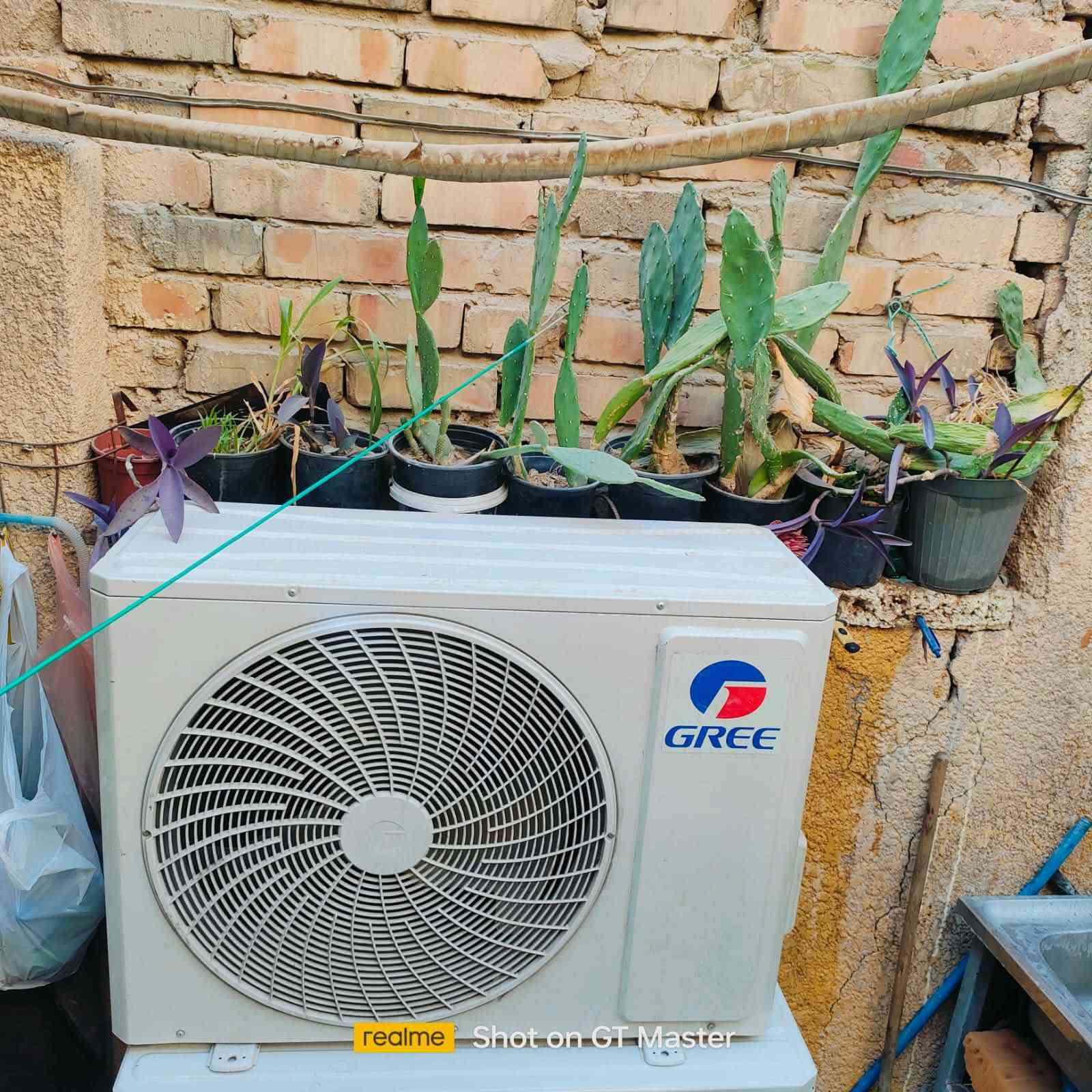 سبالت كري  موديل 23 نظيفات جدآ والعام فتحتهن بنهاية الموسم 
سعر الواحد 550 الف مع كامل الملحقات 
بغداد حي اور ***********
