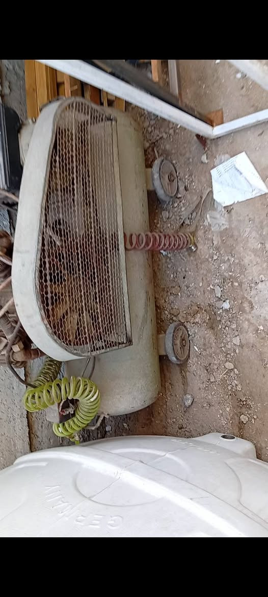 كمبريسر للبيع مكان بغداد شرطة الخامسة سعر شغال ونظيف
السعر  250الف


**إذا كنت صاحب هذا الإعلان وتريد حذفه لأي سبب، رجاءا أرسل رسالة إلى الدعم الفني**