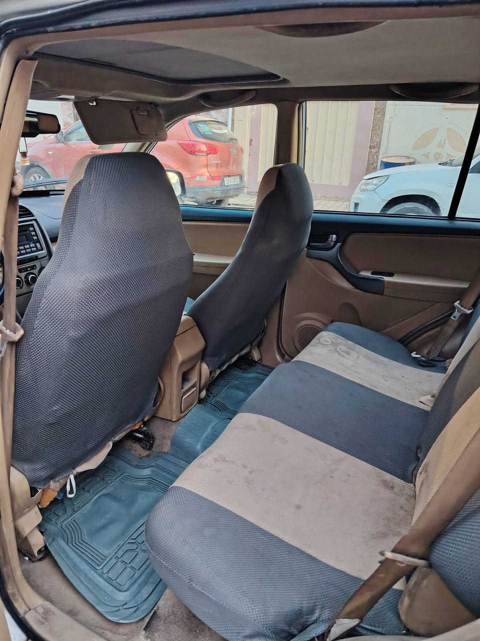 شيري تيكو مديل 2013
السيارة جاهزة
سستم سماعات ٤
صبغ فقط قطعتين جاملغ صوب السايق وجمالغ الخلفي
تبريد وتدفئة
غرفة نضيفة كلش وبيجي كامل من دوشمة وارضيات
منضومة كير جديدة
مكيناتها تخبل
كيرها نضيف
باتري جديد
حدادية نضيفة
رقم نجف الماني
مكانها نجف
مواصفاتها معروفة
سعرها ٤٩ وبيها مجال
رقم للتواصل + وتساب
***********
***********
